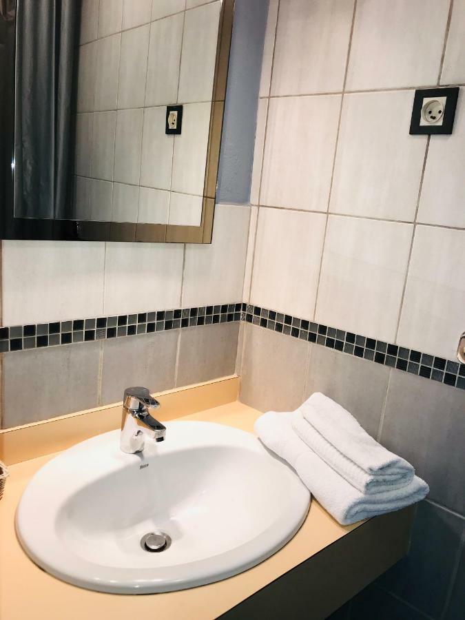 Hotel Le Fecamp Bolbec Luaran gambar